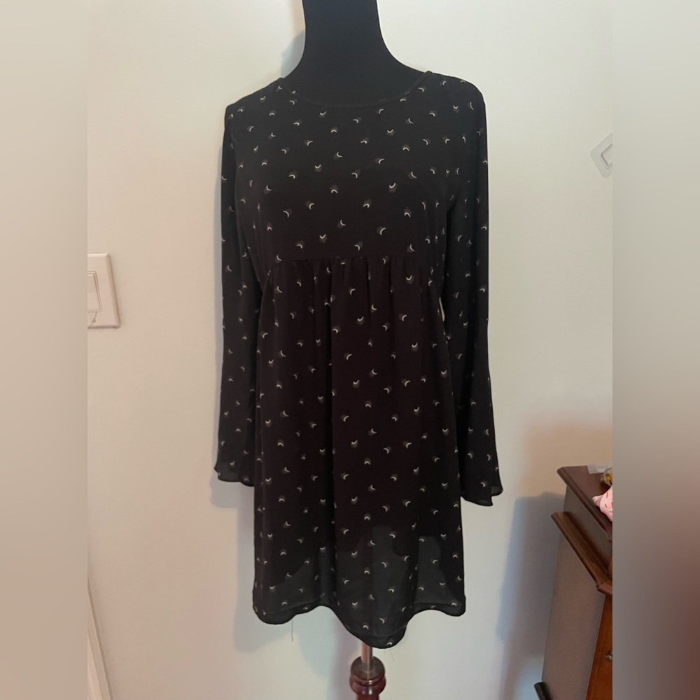 Ann Taylor Loft moon print babydoll dress